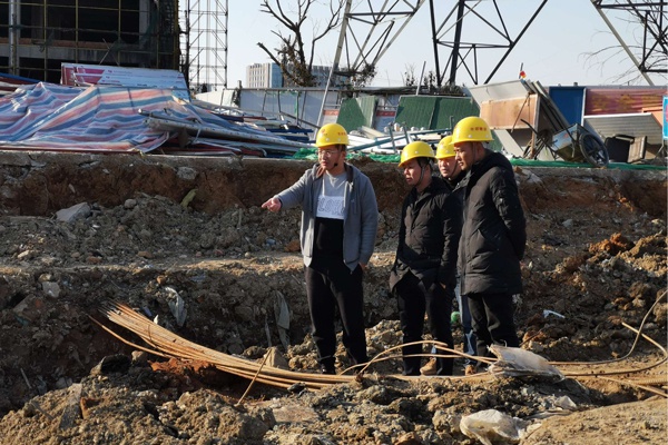 1609496122639123.jpg 南昌市政建設黨委副書記總經(jīng)理王海龍到洛陽東路綜合改造工程指導工作600400P7.jpg