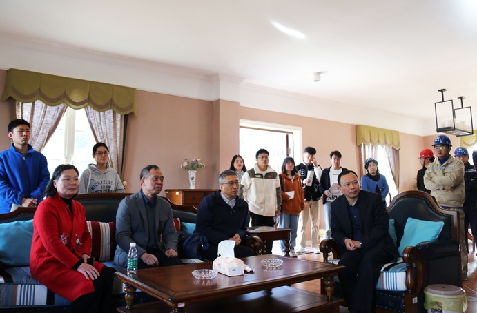 1646796450837036.jpg 南昌大學經(jīng)濟管理學院教授光臨市政遠大交流指導6910.jpg