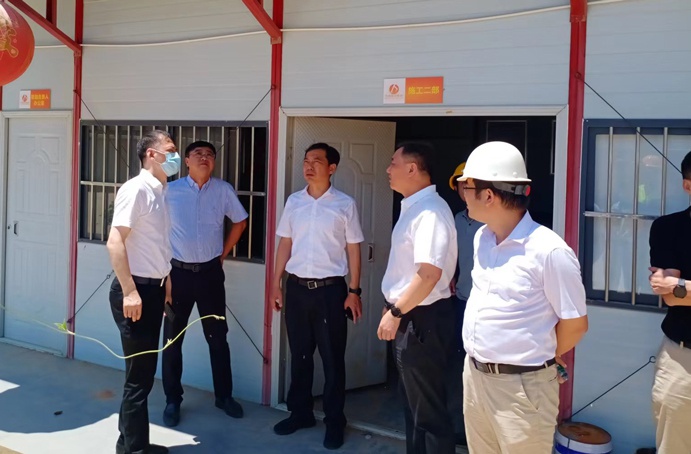 南昌市政公用集團(tuán)萬義輝到天祥大道安置房項(xiàng)目檢查指導(dǎo) 南昌市政公用集團(tuán)萬義輝到天祥大道安置房項(xiàng)目檢查指導(dǎo)