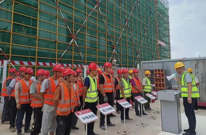 南昌市政建設集團扎實推進高溫季節(jié)安全生產和防暑降溫工作