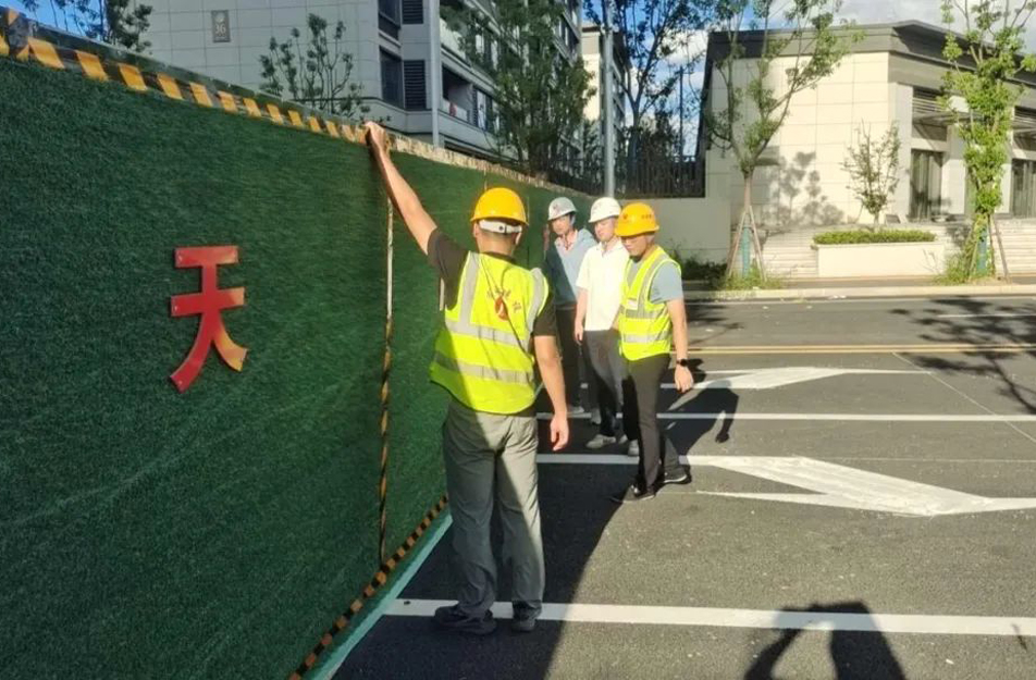 南昌市政建設(shè)集團(tuán)開展占道施工安全專項(xiàng)整治行動(dòng) 南昌市政建設(shè)集團(tuán)開展占道施工安全專項(xiàng)整治行動(dòng)