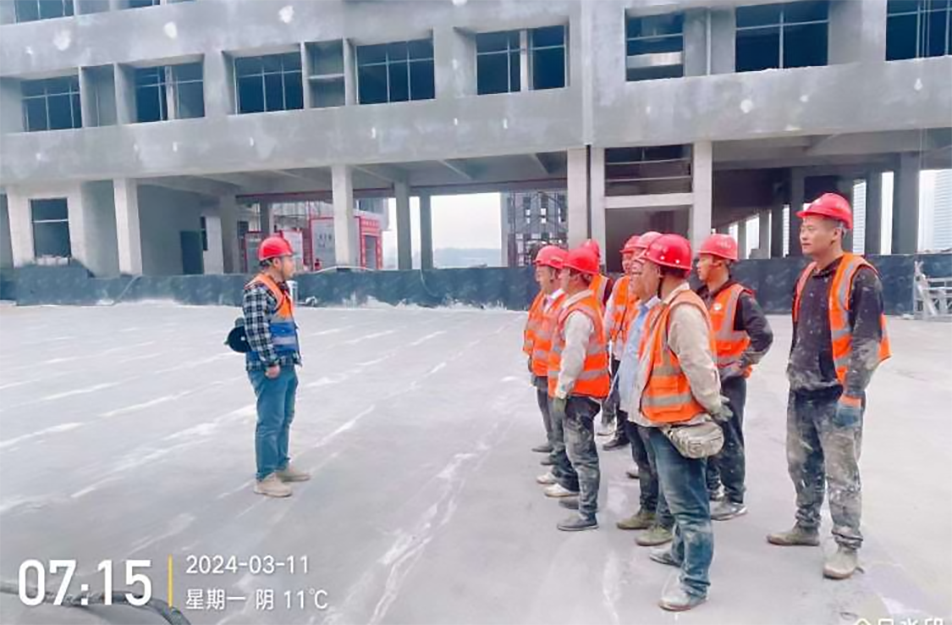 南昌市政建設(shè)集團(tuán)持續(xù)開展安全早會(huì) 南昌市政建設(shè)集團(tuán)持續(xù)開展安全早會(huì)